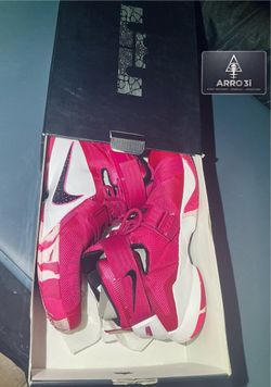 🔥 Nike LeBron Soldier IX "Think Pink" Kay Yow - Size 11.5M 🔥