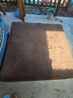 5ft x 5ft ottoman