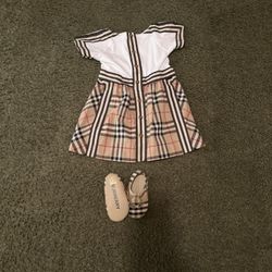 Burberry Girl , 12-18 Months With Pear Of Shoe 