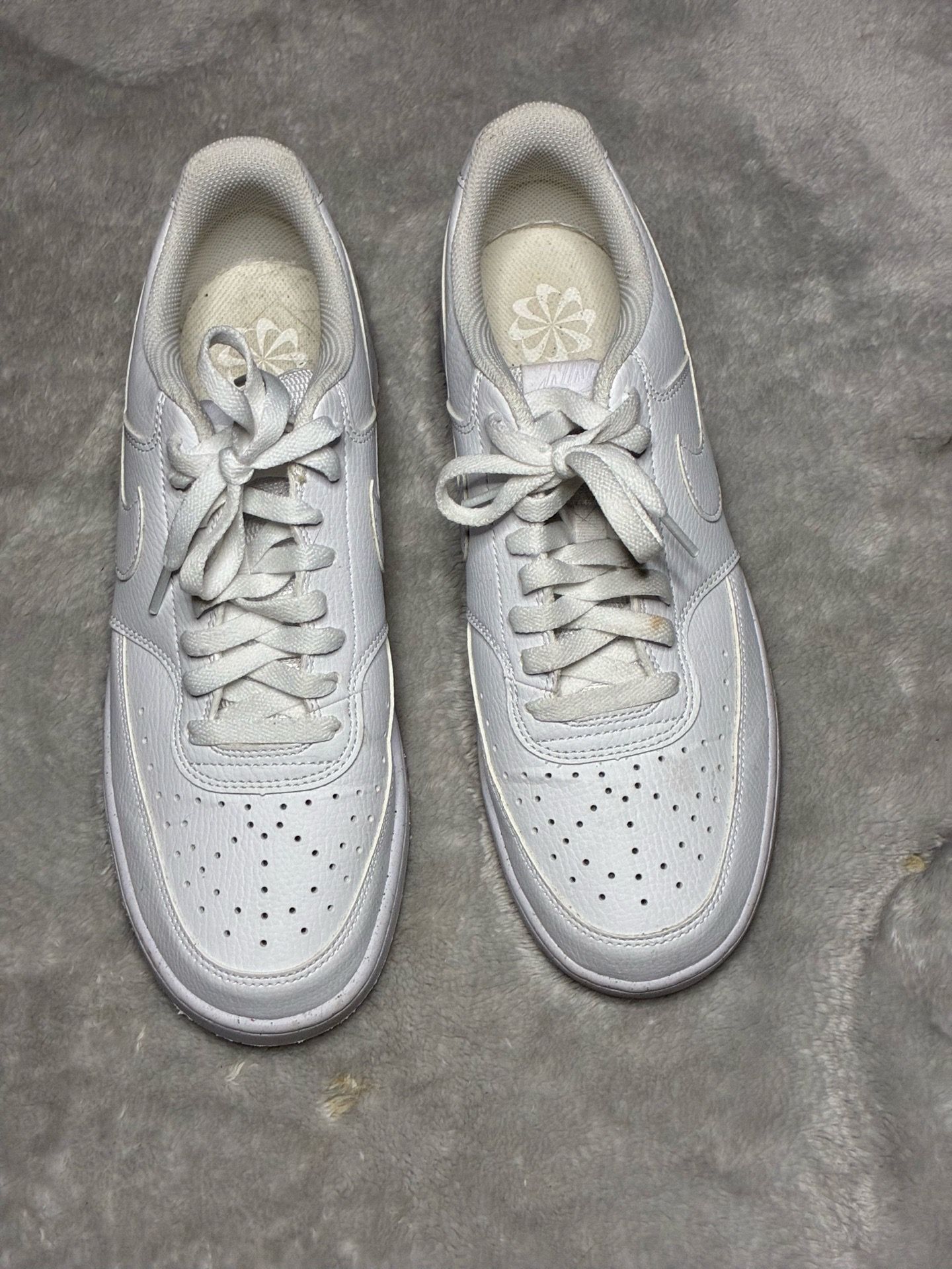 Nike Court Vision Low Top