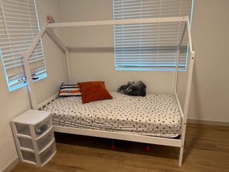Kids bed