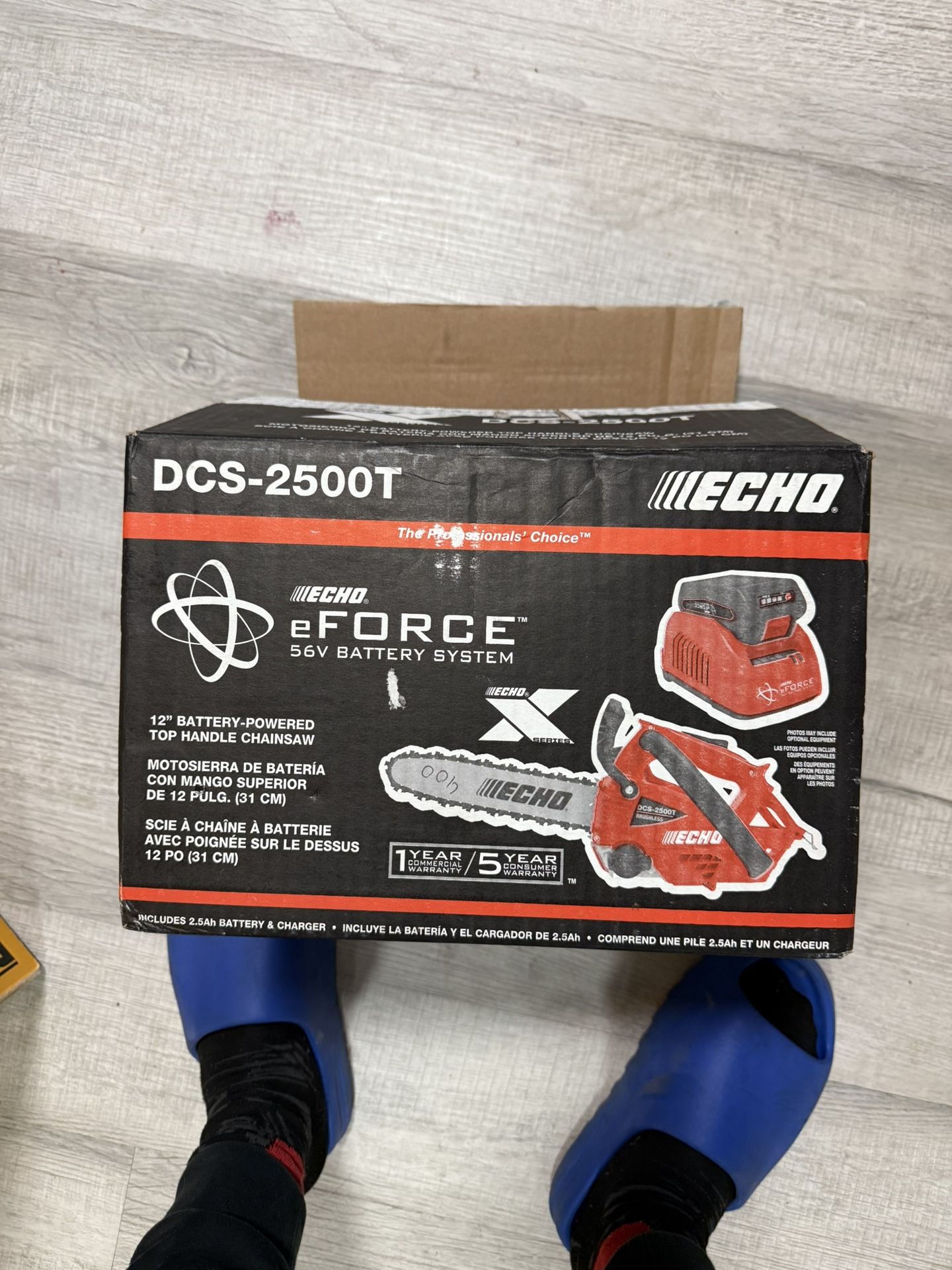 Echo C 56 V chain saw with battery and charger