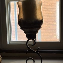 Candle holder