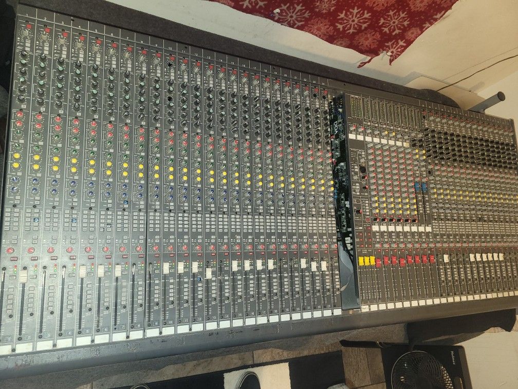 Audio Mixers. DDA CS8 And Ramsa WR-8176