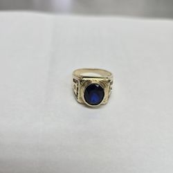 14k Gold Mens Ring With Blue Stone In Center White Zirconia On Sides. Size 12