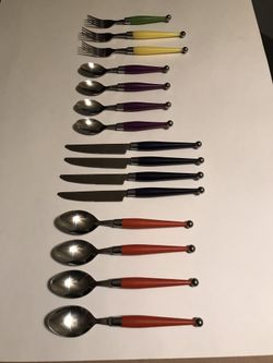 Vintage Stainless Steel 15Pc Flatware Set with Colored Plastic Handles