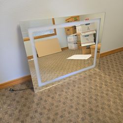 40x33  Illuminated Heated Mirror.