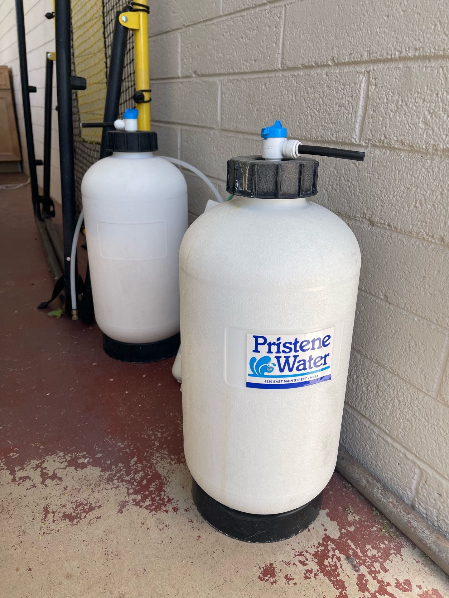 Reverse osmosis water filtration system