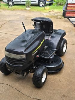 SE ABLO ESPAÑOL 42" Poulan Pro Riding Mower/ Cortacésped autopropulsado Poulan Pro de 42 pulgadas