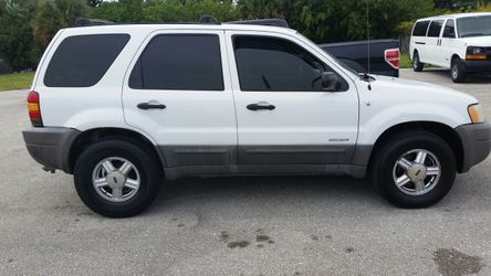 2000 cash ford scape 2001 con 104millas