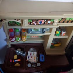 Play Kitchen