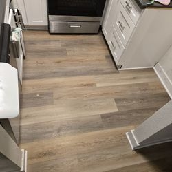 Floor/ Carpet