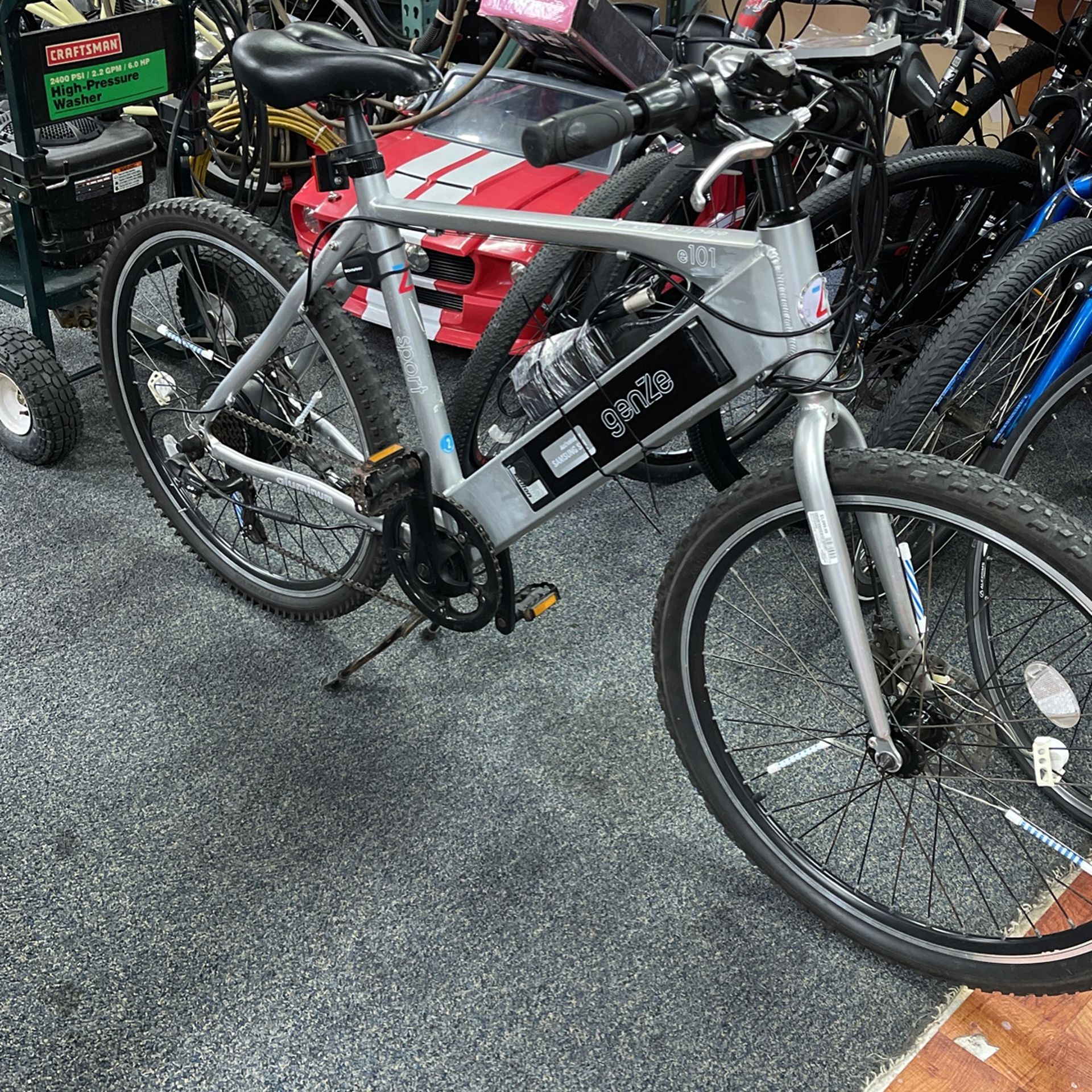 Genze E101 Electric Bike Silver W/charger