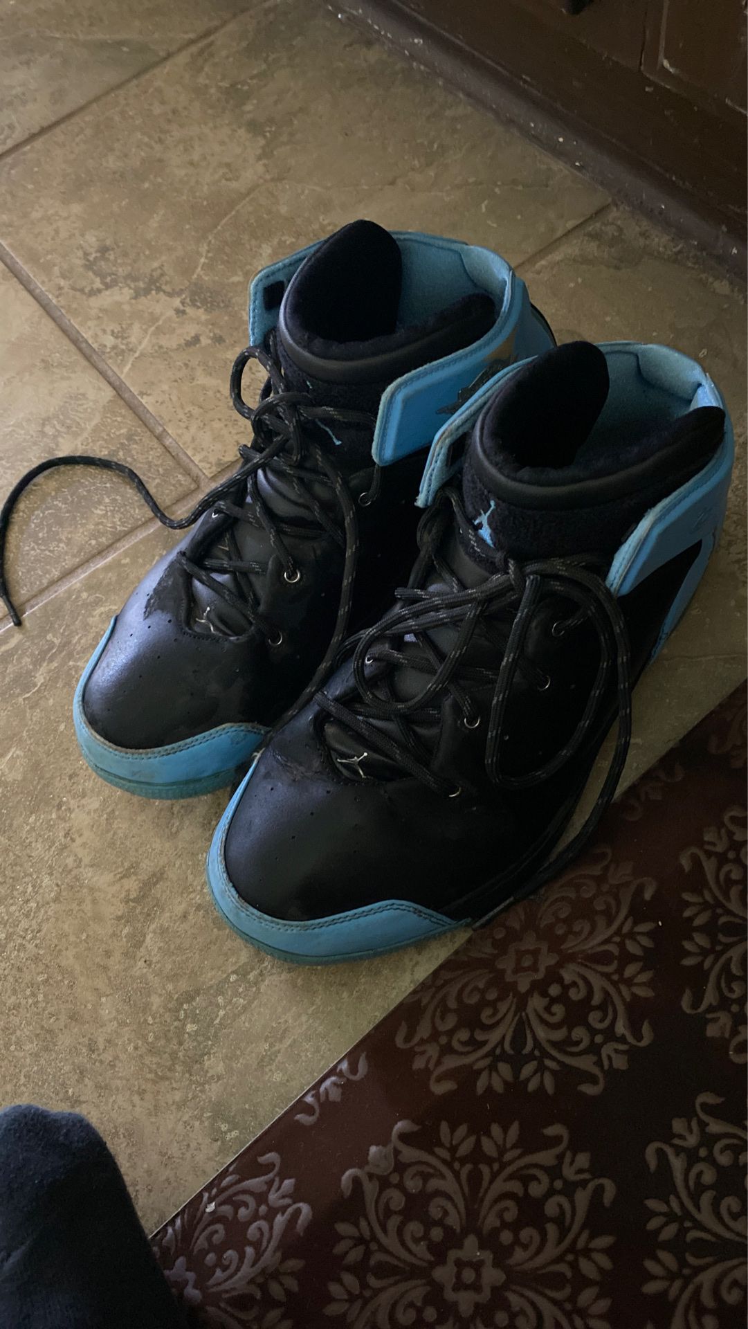 Air jordan Camerolo Anthony size 8