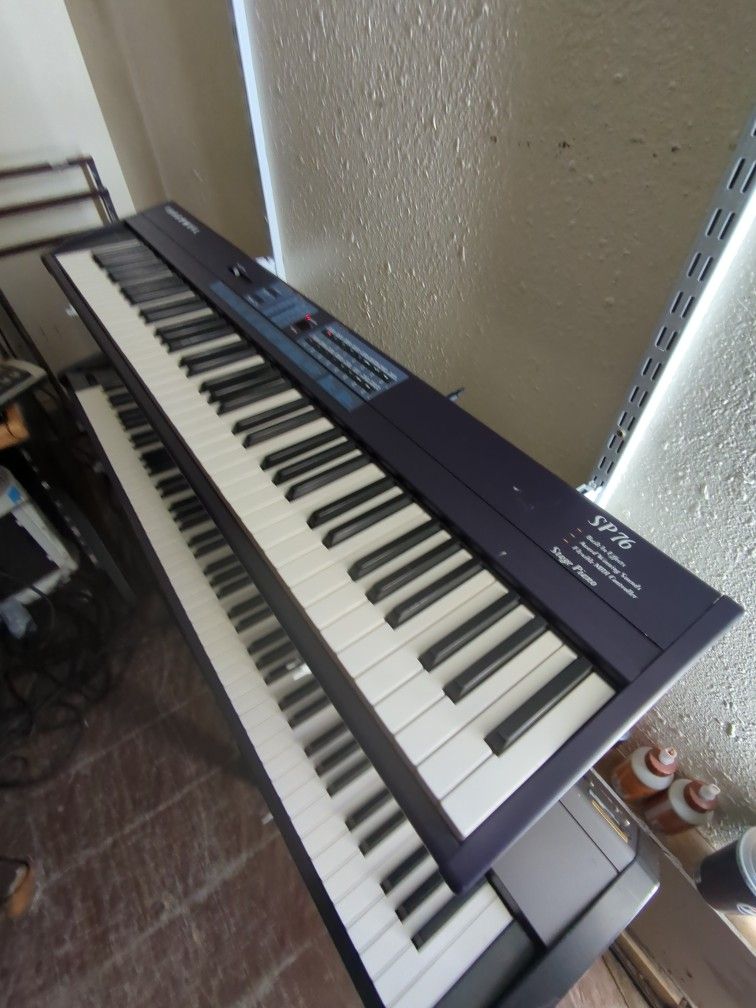 Kurzweil SP-76 Stage Piano 