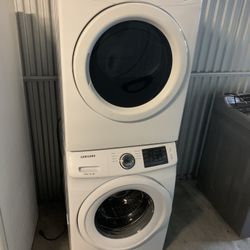 Samsung Washer & Electric Kenmore Dryer 