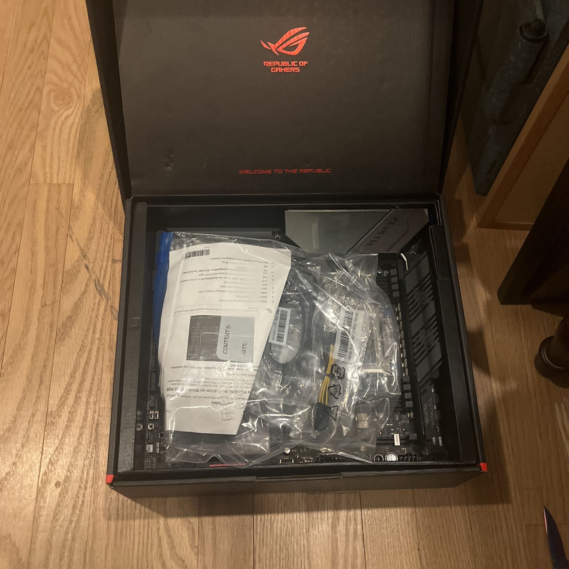 ASUS Rog Zenith Extreme Alpha X399 Gaming Motherboard