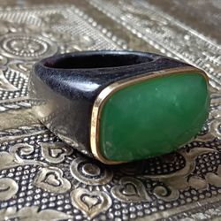 natural green and black jade ring with 14kt gold trim/  size 9