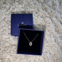 Swarovski Dancing Eye Pendant 