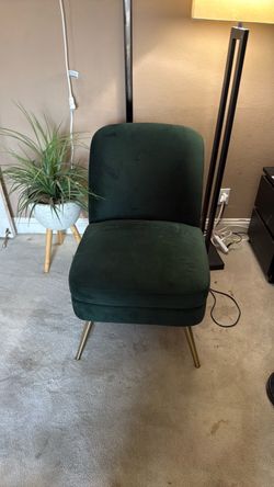 Dark green velvet chair