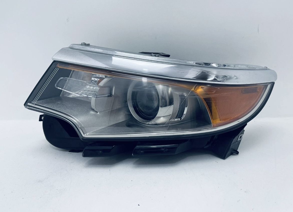 2011-2014 FORD EDGE LEFT DRIVER SIDE HEADLIGHT HALOGEN OEM 