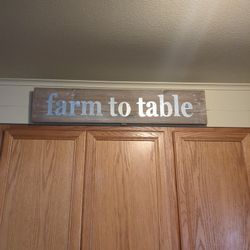 Farm To Table Hanging Sign