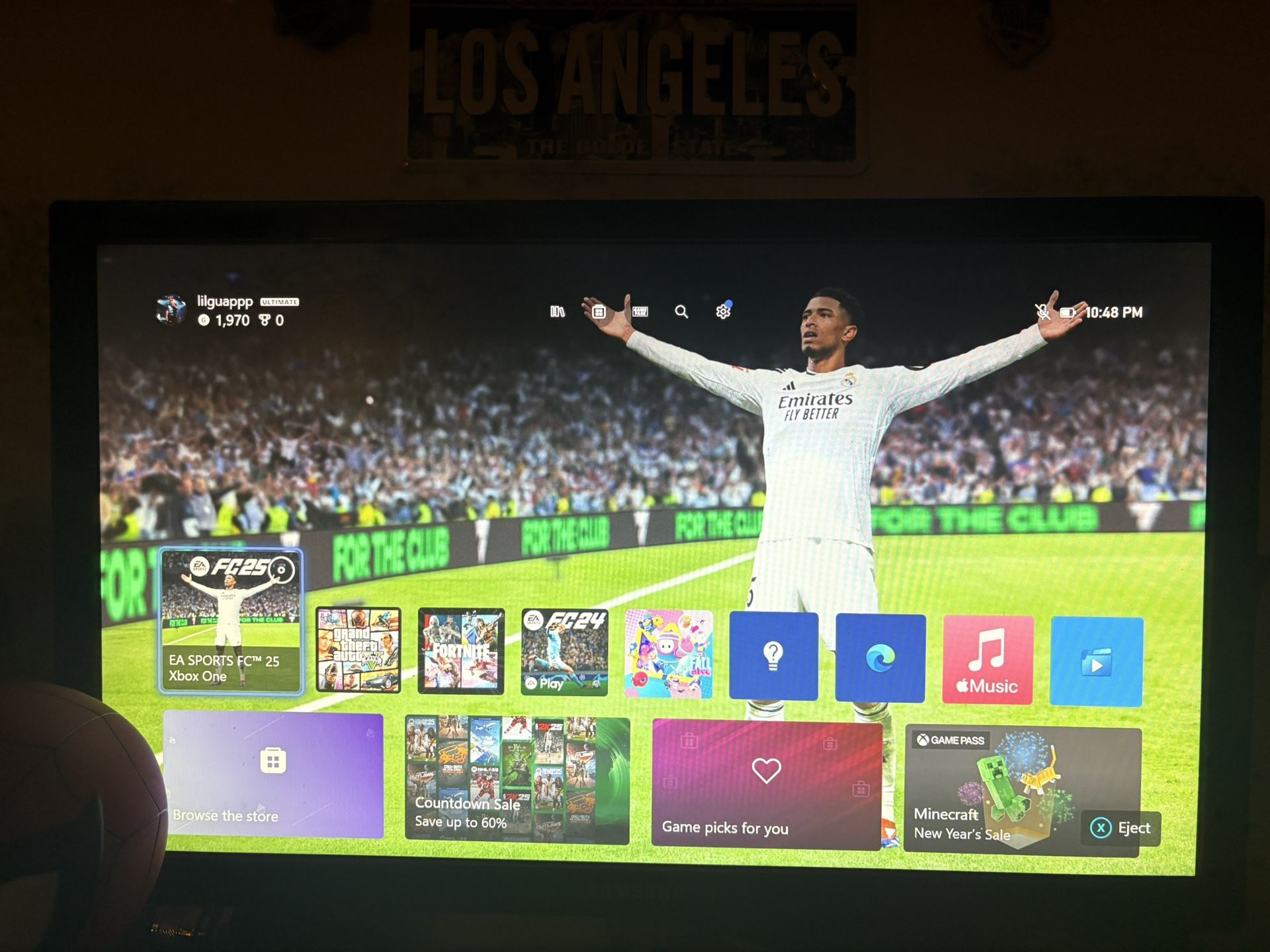 Xbox One With Controller And Headset