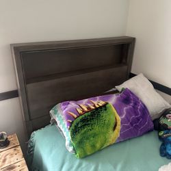 Kids Twin Size Bed