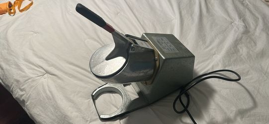 Ice shaver