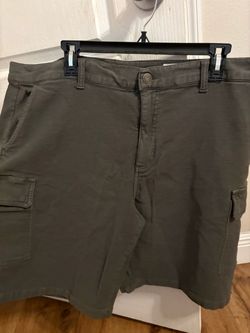 Men's Olive Green Cargo Shorts