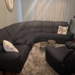 Sectional  w/ Love Seat Recliner