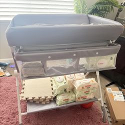 🚚MOVING SALE! Baby Changing Table 