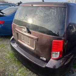 Parts From 2012 Scion XB Doors, Seats, Rims, Trunk Lid, Rail Gate