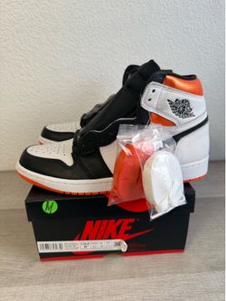 *NEW* Size 9.5 Nike Air Jordan 1 Electro Orange