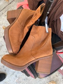 Size 8.5 women size