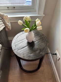 Coffee table and end table
