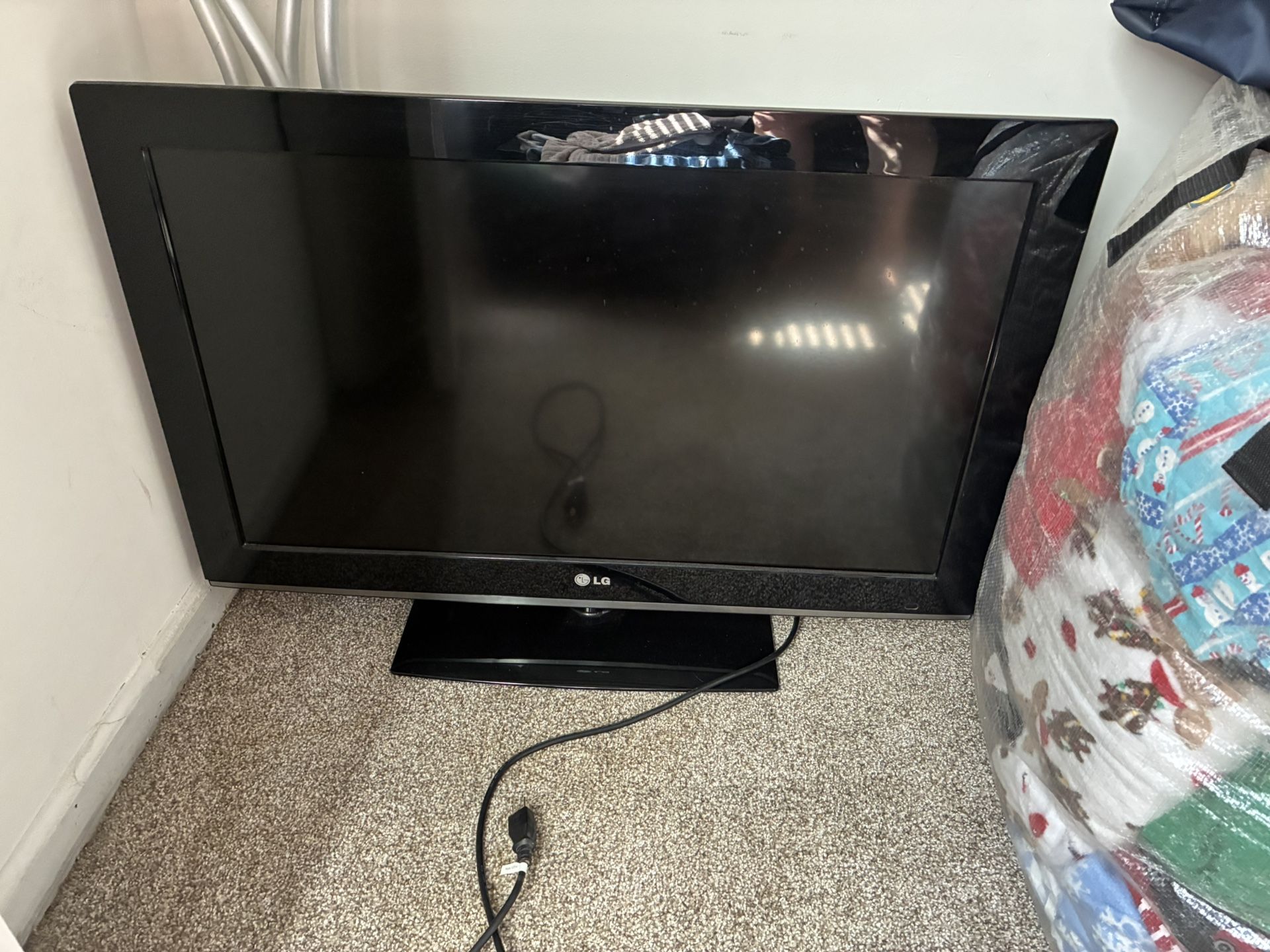 TV