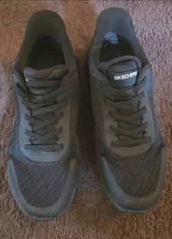 Men's Skechers Slip Ons Size 8 1/2