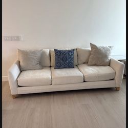 Japandi Couch With Cover