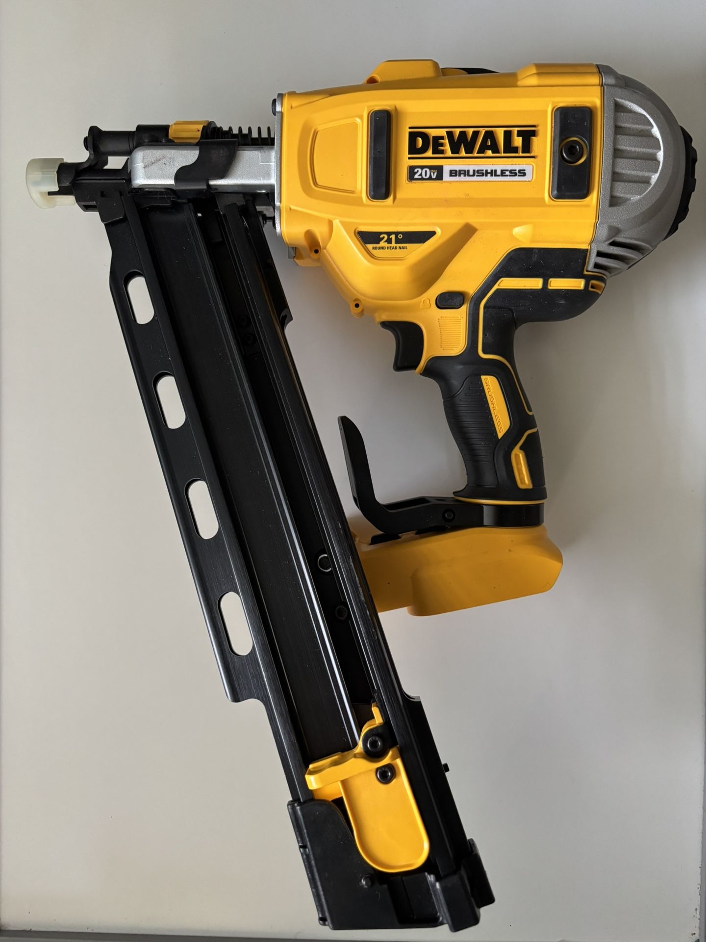 20V MAX XR Lithium-Ion Cordless Brushless 2-Speed 21° Plastic Collated Framing Nailer