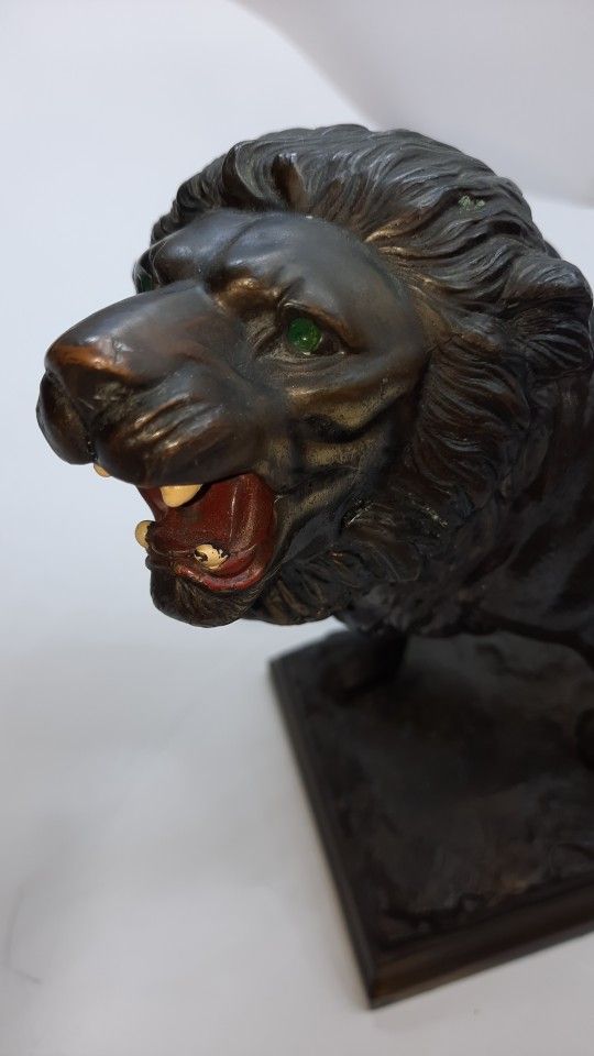 Beautiful Bronze Lion Statue Late 1800s