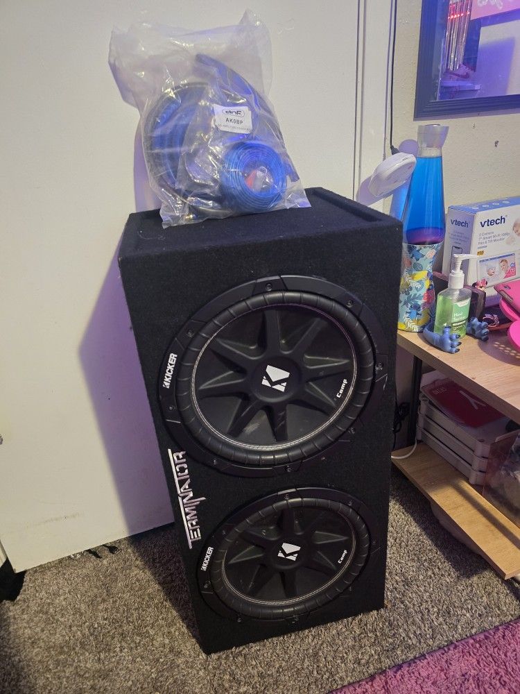 PRICE U CAN NOT BEAT!!!2 Kicker Comp 12 Inch Subwoofers LIKE NEW Inside Mtx Terminator Box And 0 Gauge Amp Kit Included