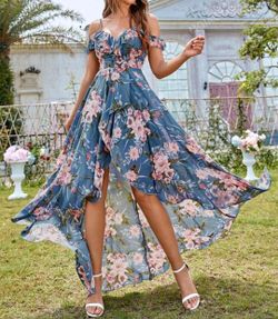 Size 12 XL Floral Off Shoulder Dress