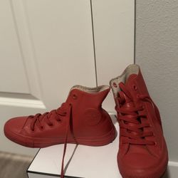 Red High-Top Sneakers – Size 34