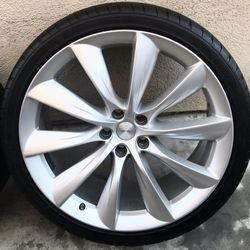 Tesla Model X 22” Turbine Wheels