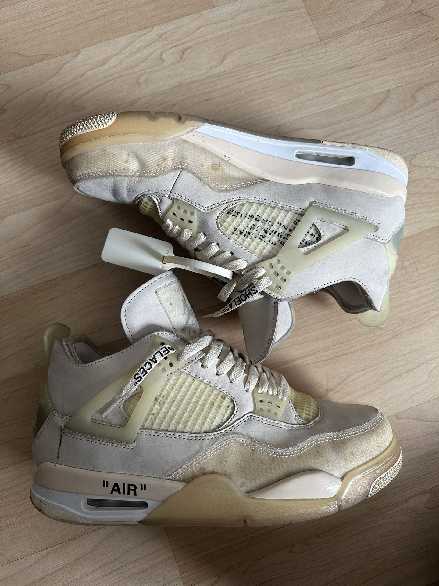 Jordan 4 Off white