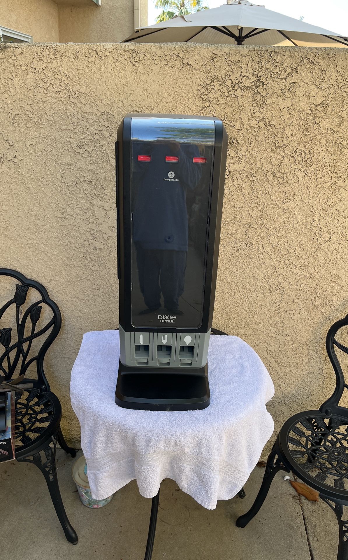 Dixie Ultra Utensils Dispenser.