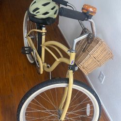 Cruiser Beach, Bike With Helmet