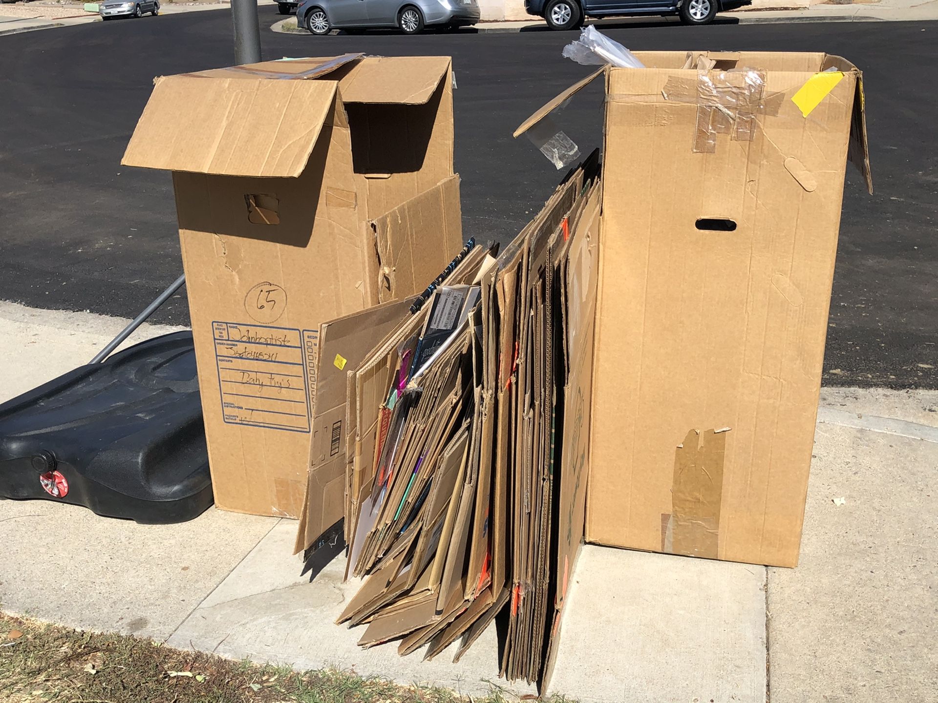 Free Moving Boxes and Packing Supplies