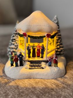 Thomas Kinkade Sweet Sounds of Christmas Lighted Gazebo Teleflora 2023